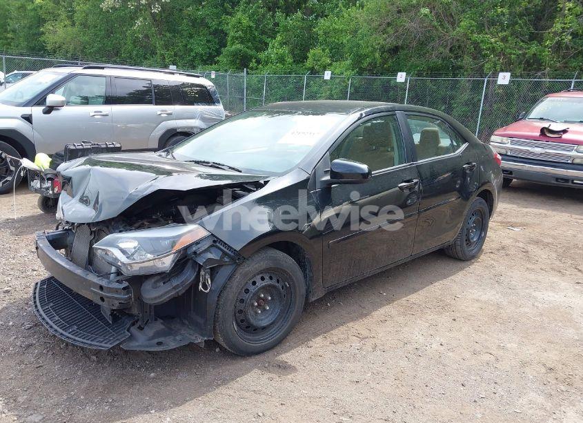 Photo 2 of 2014 Toyota Corolla LE (VIN 2T1BURHE8EC031138)