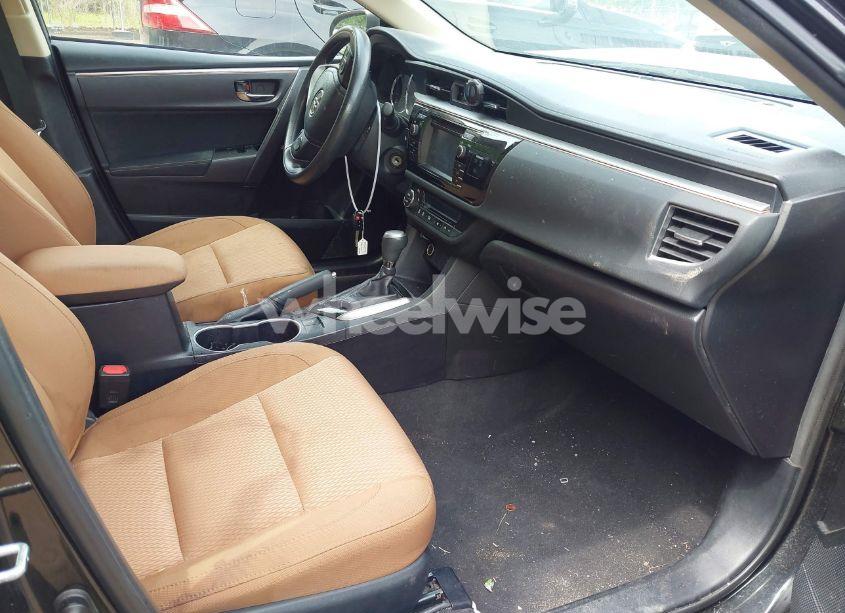 Photo 5 of 2014 Toyota Corolla LE (VIN 2T1BURHE8EC031138)