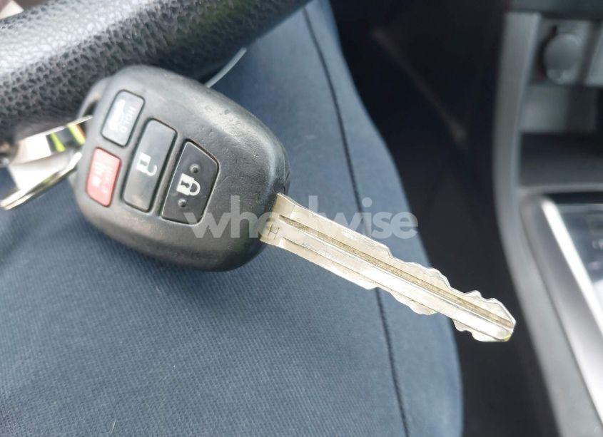 Photo 11 of 2014 Toyota Corolla LE (VIN 2T1BURHE8EC110728)