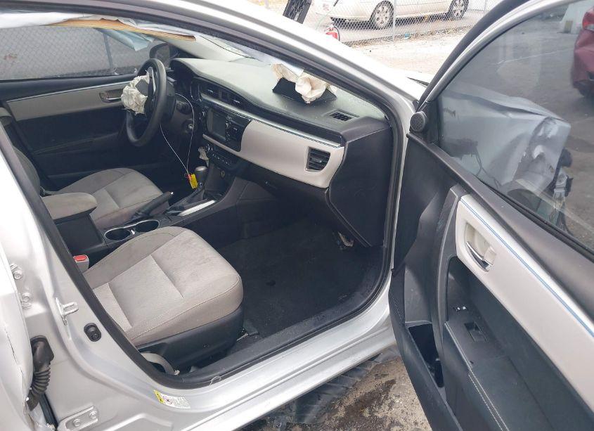 Photo 5 of 2014 Toyota Corolla LE (VIN 2T1BURHE8EC115346)