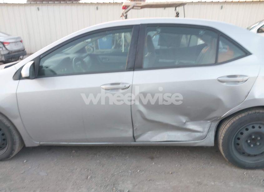 Photo 15 of 2014 Toyota Corolla LE (VIN 2T1BURHE8EC125438)