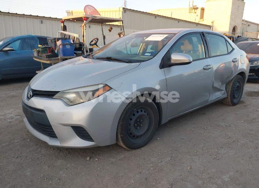 Photo 2 of 2014 Toyota Corolla LE (VIN 2T1BURHE8EC125438)