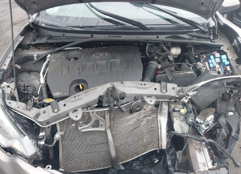 Photo 10 of 2014 Toyota Corolla LE (VIN 2T1BURHE8EC151134)