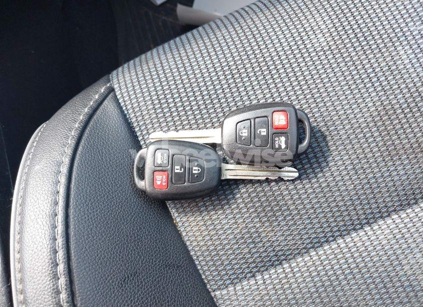 Photo 11 of 2014 Toyota Corolla S PLUS (VIN 2T1BURHE8EC159881)