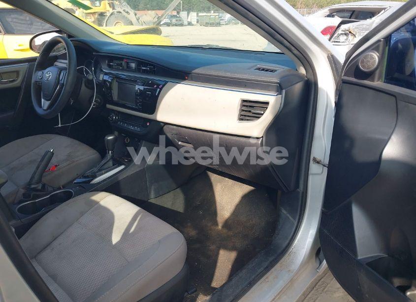 Photo 5 of 2014 Toyota Corolla LE (VIN 2T1BURHE8EC186370)