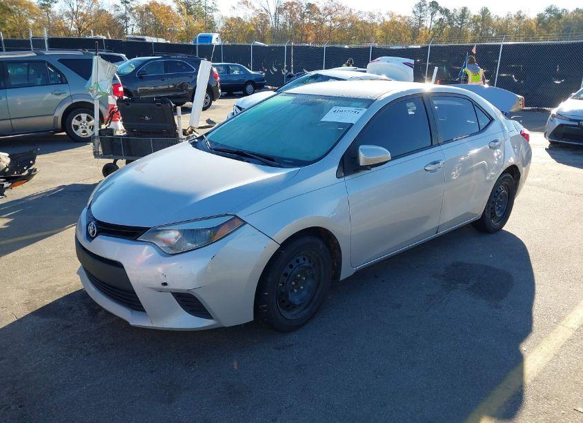 Photo 2 of 2014 Toyota Corolla LE (VIN 2T1BURHE8EC200235)