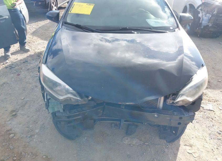 Photo 13 of 2015 Toyota Corolla LE (VIN 2T1BURHE8FC254829)