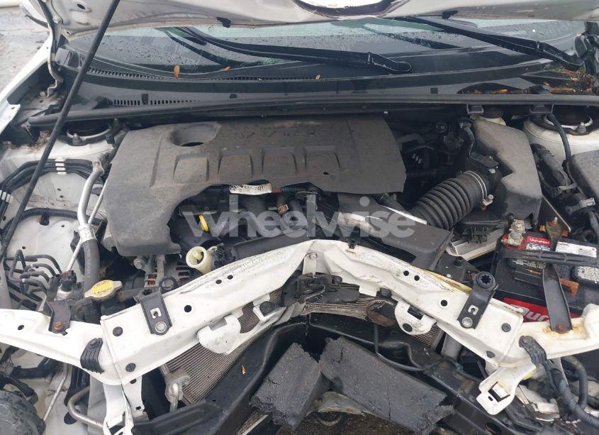 Photo 10 of 2015 Toyota Corolla S PLUS (VIN 2T1BURHE8FC255995)