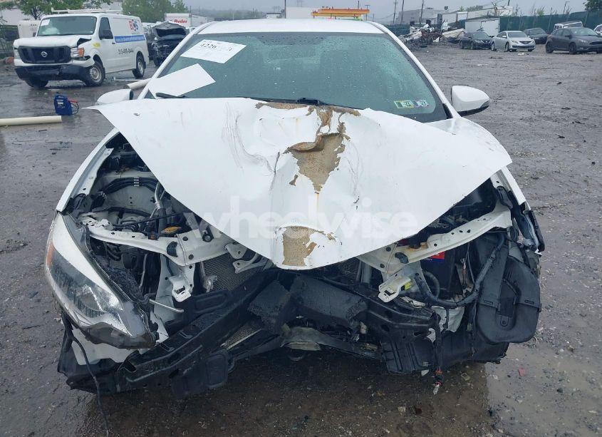 Photo 12 of 2015 Toyota Corolla S PLUS (VIN 2T1BURHE8FC255995)