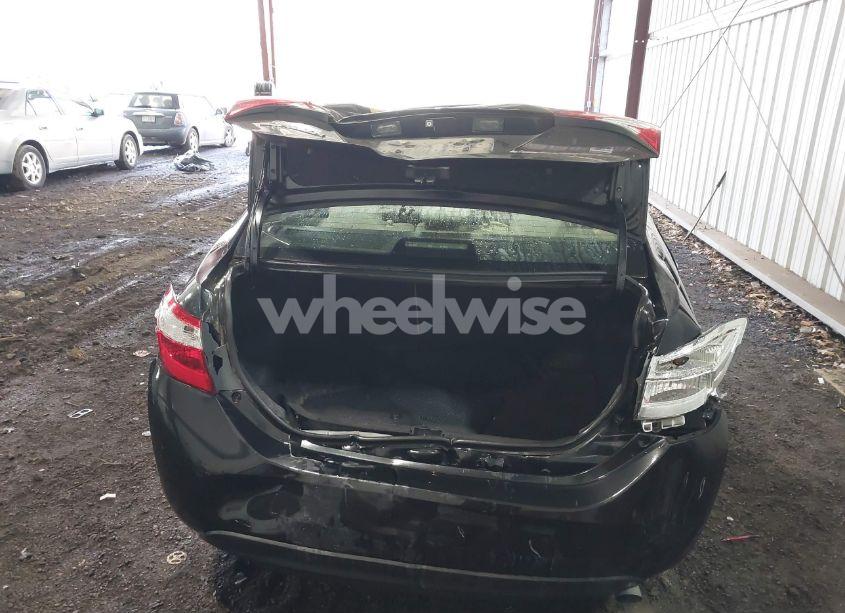 Photo 6 of 2015 Toyota Corolla LE (VIN 2T1BURHE8FC257813)