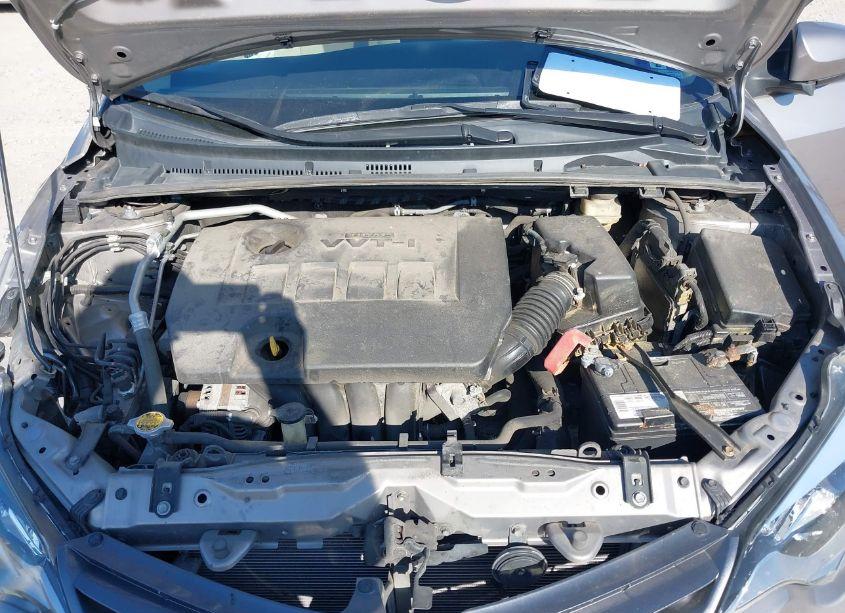 Photo 10 of 2015 Toyota Corolla LE PLUS (VIN 2T1BURHE8FC258606)