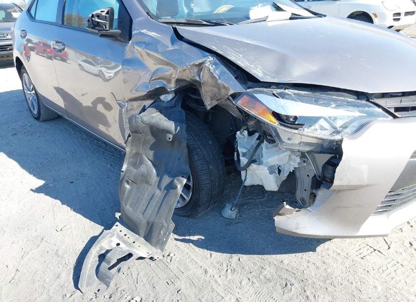 Photo 6 of 2015 Toyota Corolla LE PLUS (VIN 2T1BURHE8FC258606)