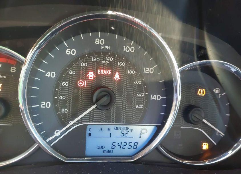 Photo 15 of 2015 Toyota Corolla LE (VIN 2T1BURHE8FC264020)