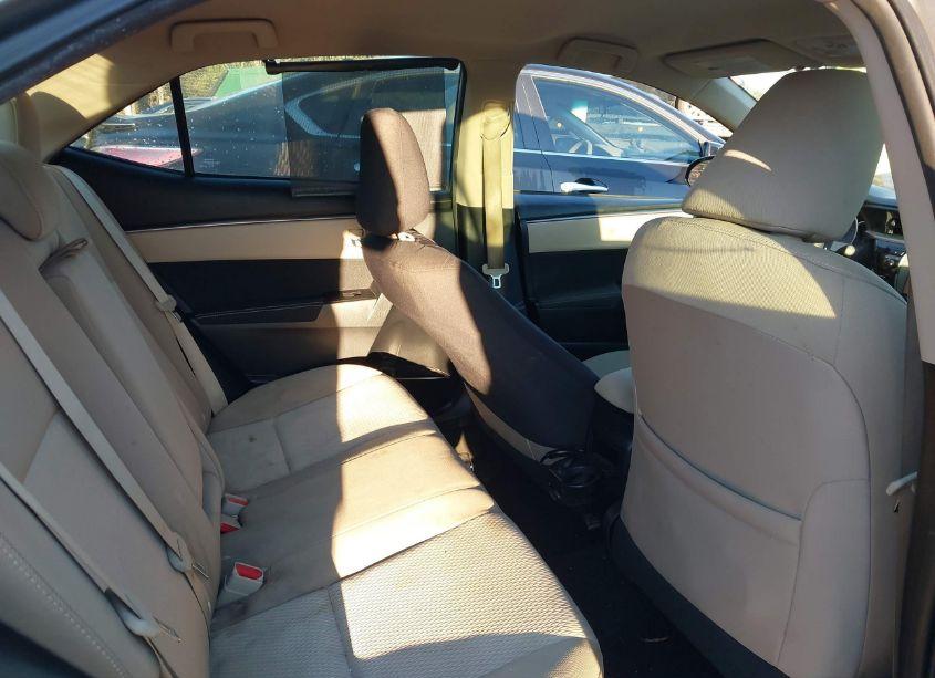 Photo 8 of 2015 Toyota Corolla LE (VIN 2T1BURHE8FC264020)