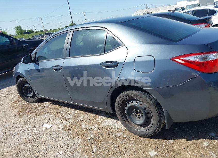 Photo 14 of 2015 Toyota Corolla LE (VIN 2T1BURHE8FC270514)