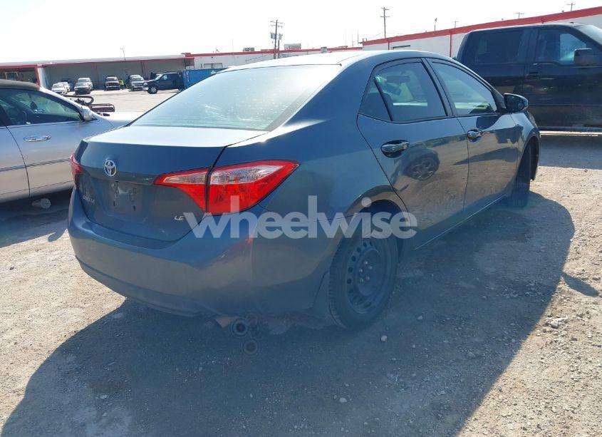Photo 4 of 2015 Toyota Corolla LE (VIN 2T1BURHE8FC270514)