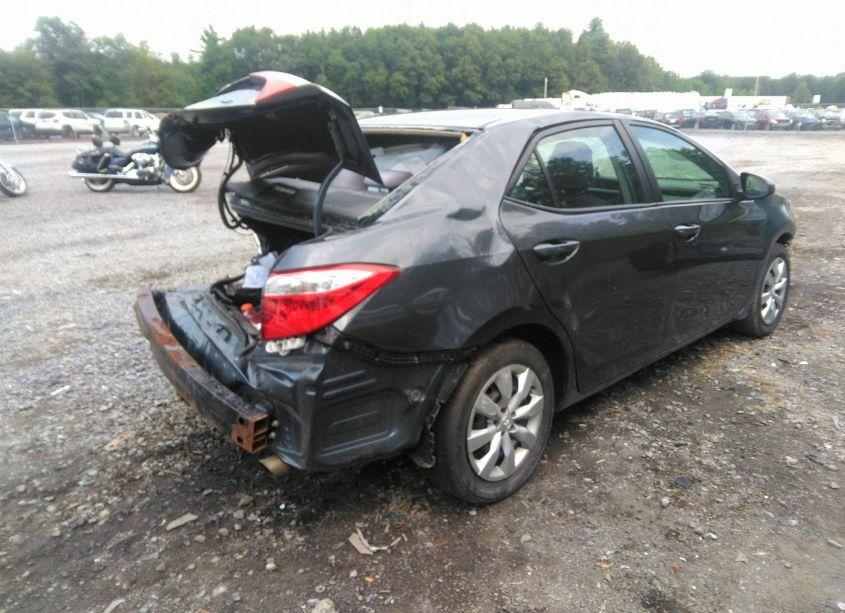 Photo 4 of 2015 Toyota Corolla LE (VIN 2T1BURHE8FC271811)