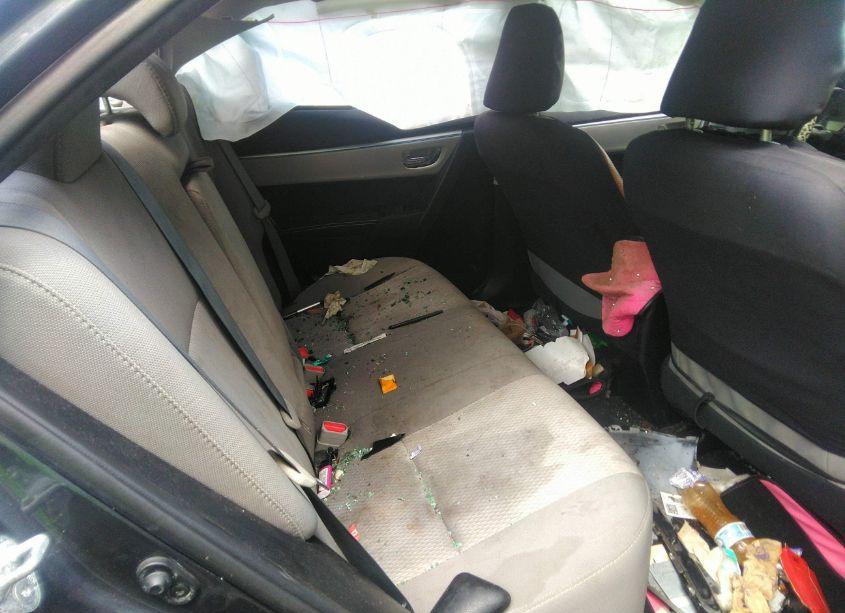 Photo 8 of 2015 Toyota Corolla LE (VIN 2T1BURHE8FC271811)