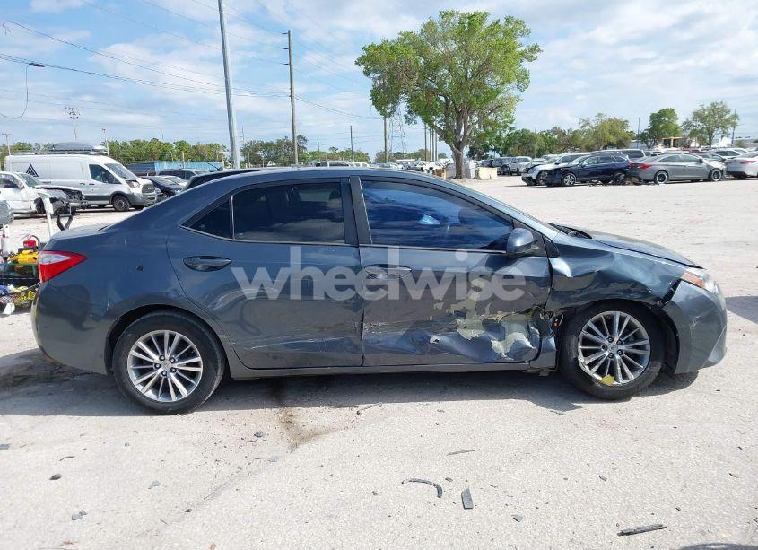 Photo 13 of 2015 Toyota Corolla LE (VIN 2T1BURHE8FC277883)