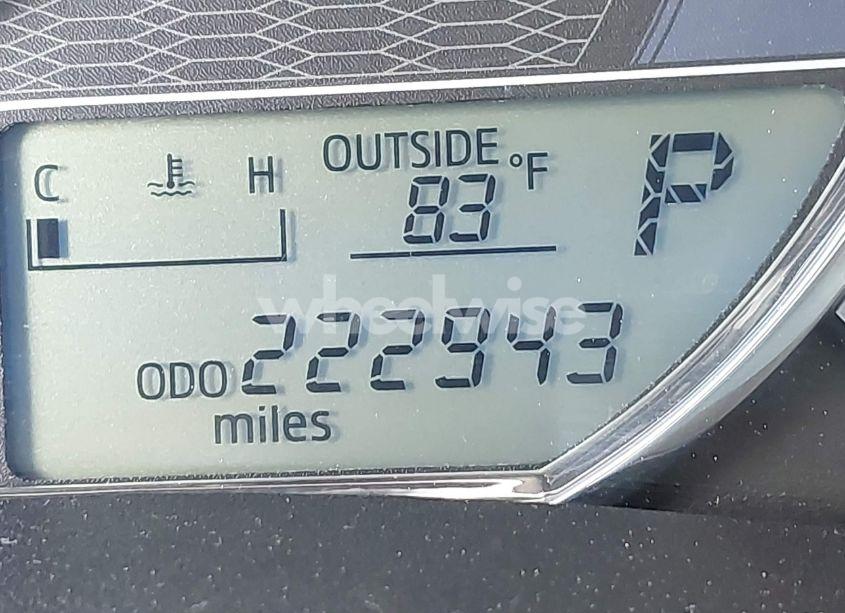 Photo 15 of 2015 Toyota Corolla LE (VIN 2T1BURHE8FC277883)