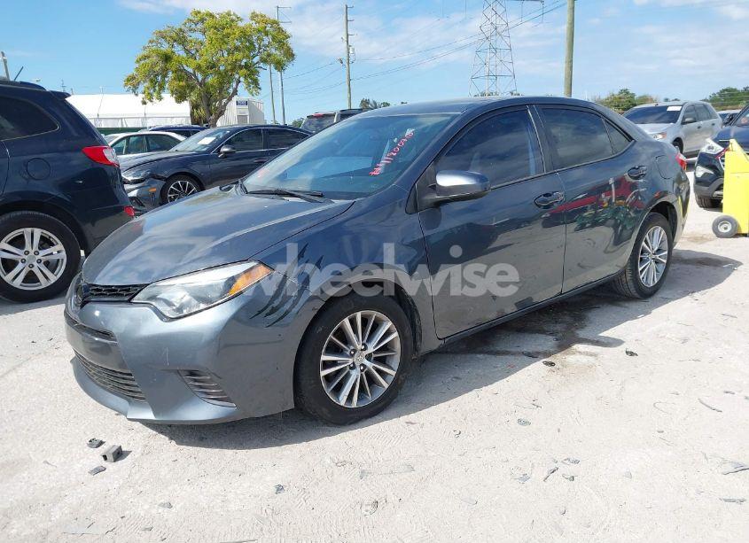 Photo 2 of 2015 Toyota Corolla LE (VIN 2T1BURHE8FC277883)