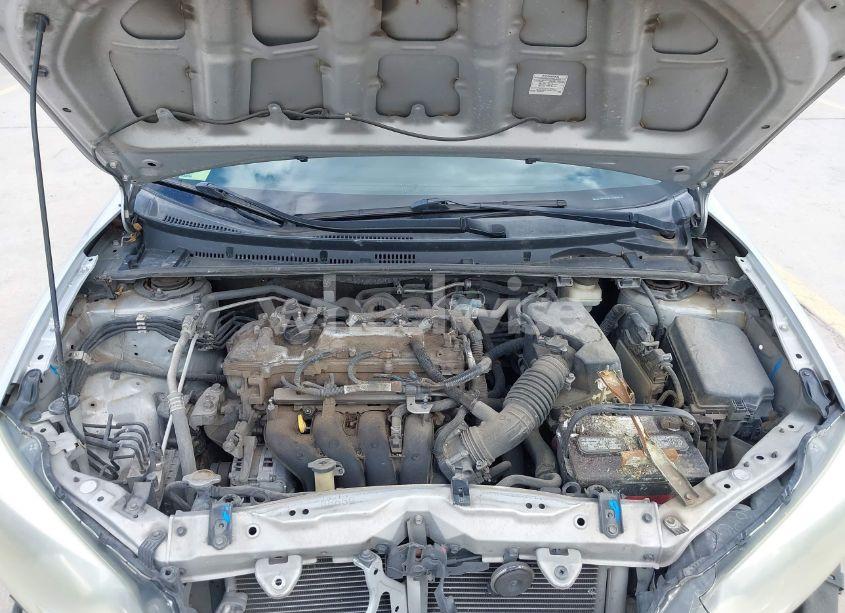 Photo 10 of 2015 Toyota Corolla LE (VIN 2T1BURHE8FC308002)