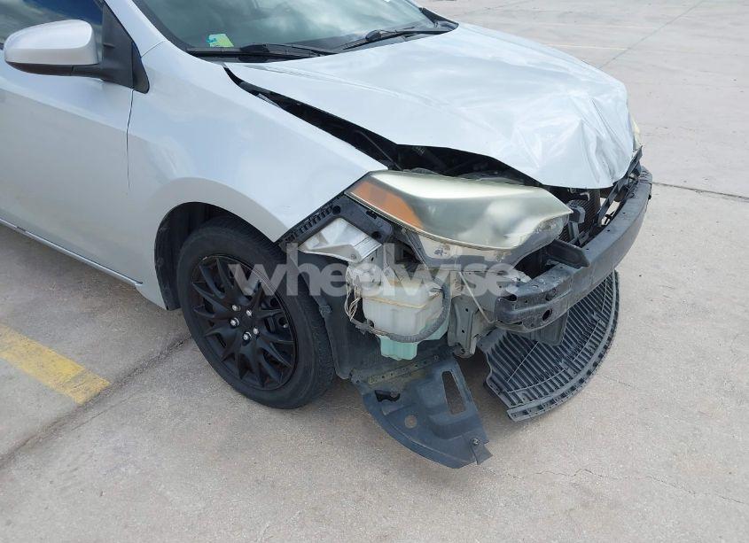 Photo 18 of 2015 Toyota Corolla LE (VIN 2T1BURHE8FC308002)