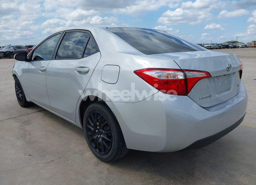 Photo 3 of 2015 Toyota Corolla LE (VIN 2T1BURHE8FC308002)