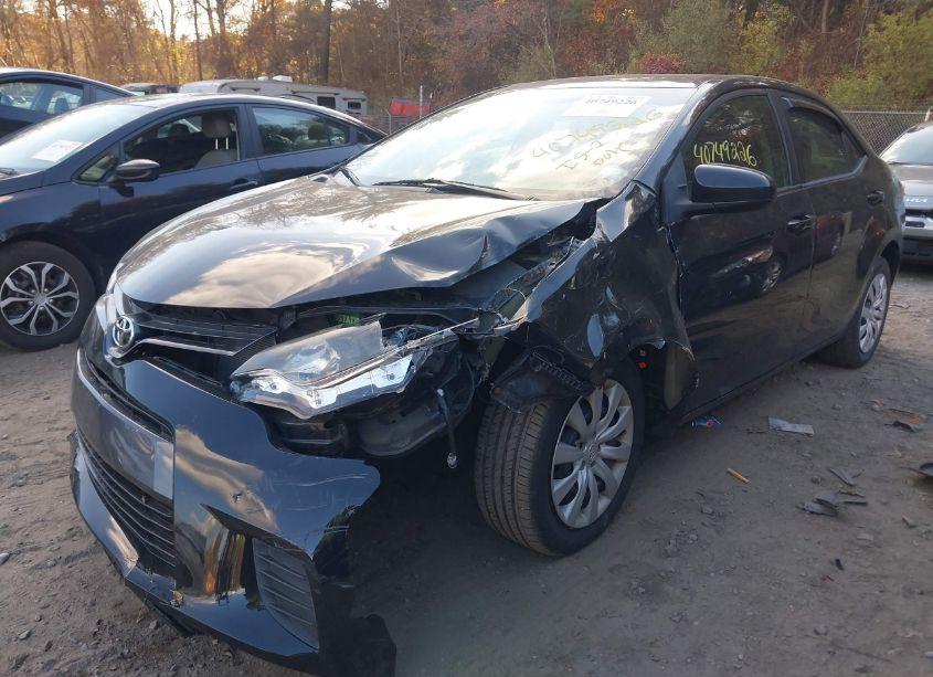 Photo 2 of 2015 Toyota Corolla LE (VIN 2T1BURHE8FC311059)