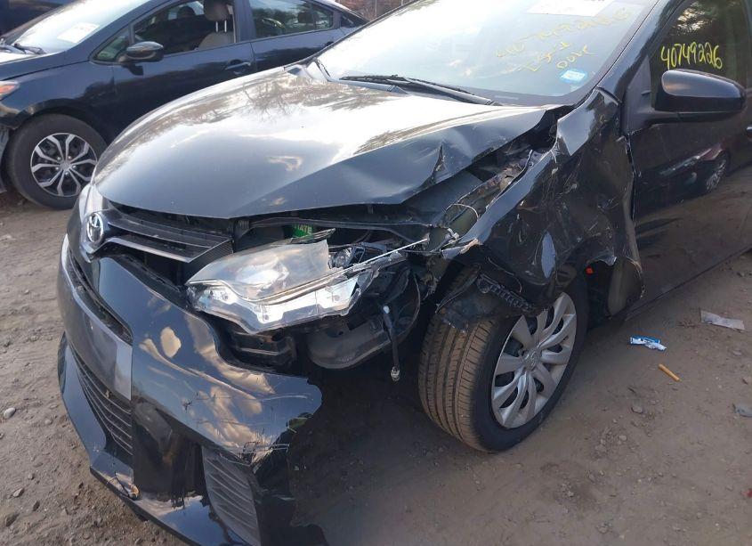 Photo 6 of 2015 Toyota Corolla LE (VIN 2T1BURHE8FC311059)