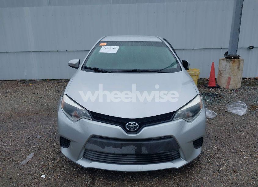 Photo 12 of 2015 Toyota Corolla L (VIN 2T1BURHE8FC325673)