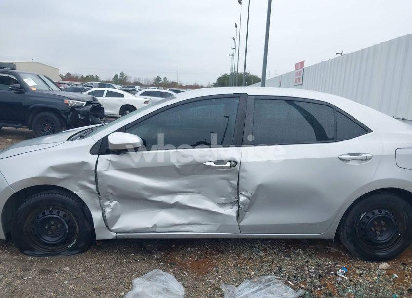 Photo 14 of 2015 Toyota Corolla L (VIN 2T1BURHE8FC325673)