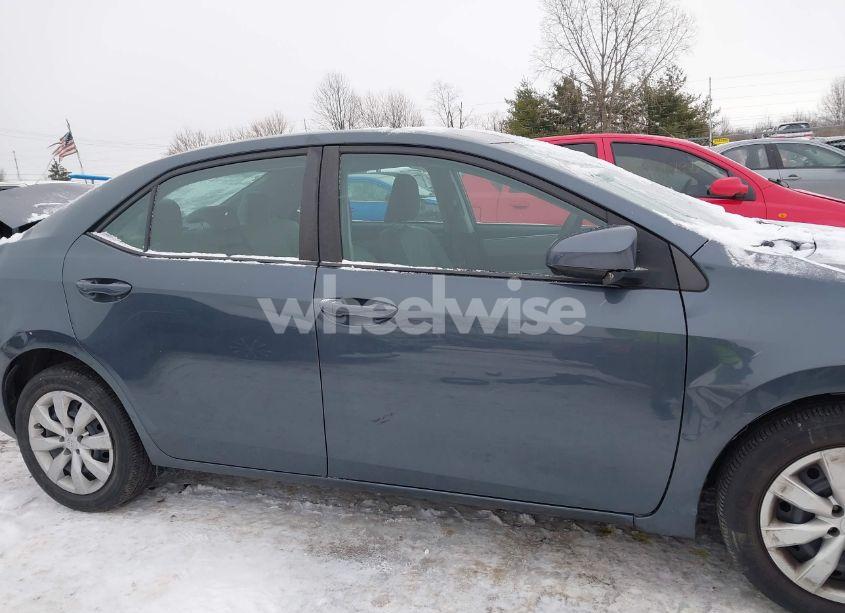 Photo 13 of 2015 Toyota Corolla LE (VIN 2T1BURHE8FC365431)