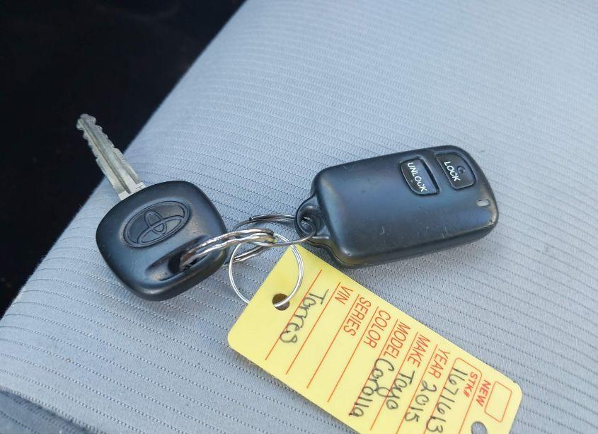 Photo 11 of 2015 Toyota Corolla L (VIN 2T1BURHE8FC368152)