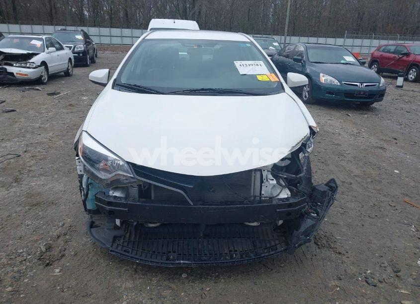 Photo 12 of 2015 Toyota Corolla L (VIN 2T1BURHE8FC368233)