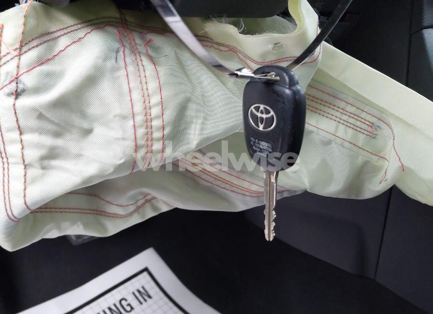 Photo 11 of 2015 Toyota Corolla S (VIN 2T1BURHE8FC369821)