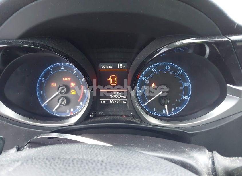 Photo 7 of 2015 Toyota Corolla S (VIN 2T1BURHE8FC369821)