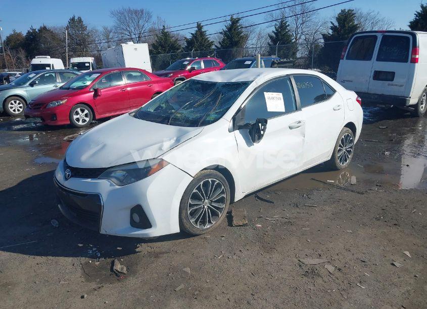 Photo 2 of 2015 Toyota Corolla S PLUS (VIN 2T1BURHE8FC381984)