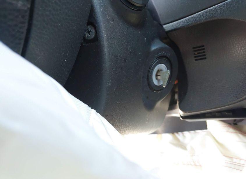 Photo 11 of 2015 Toyota Corolla LE (VIN 2T1BURHE8FC387607)