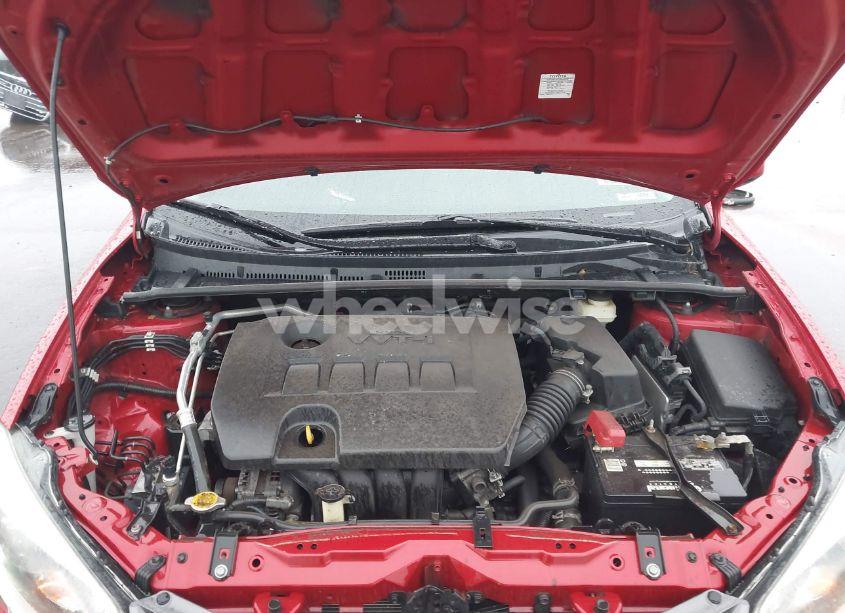 Photo 10 of 2015 Toyota Corolla LE (VIN 2T1BURHE8FC388157)