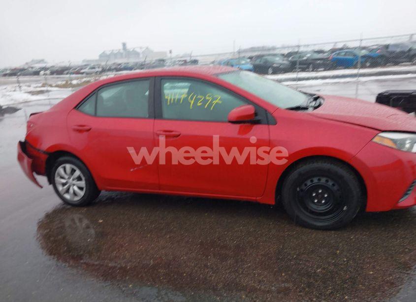 Photo 13 of 2015 Toyota Corolla LE (VIN 2T1BURHE8FC388157)