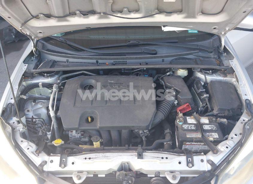 Photo 10 of 2015 Toyota Corolla S PLUS (VIN 2T1BURHE8FC389390)