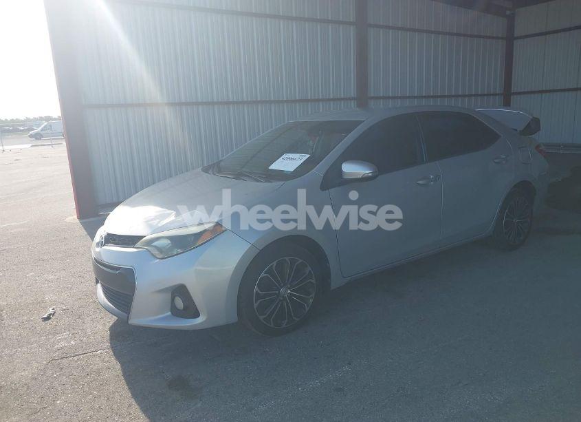 Photo 2 of 2015 Toyota Corolla S PLUS (VIN 2T1BURHE8FC389390)