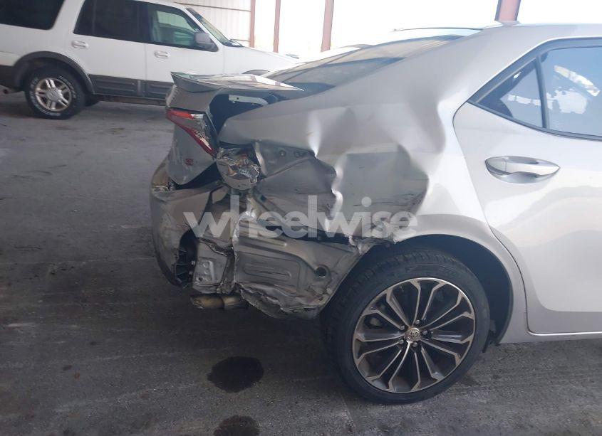 Photo 6 of 2015 Toyota Corolla S PLUS (VIN 2T1BURHE8FC389390)