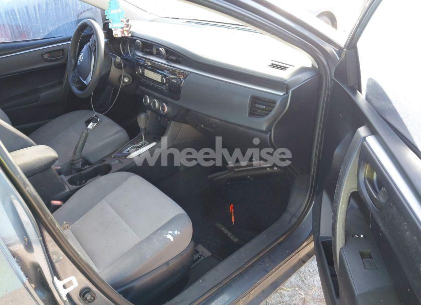 Photo 5 of 2015 Toyota Corolla L (VIN 2T1BURHE8FC406950)