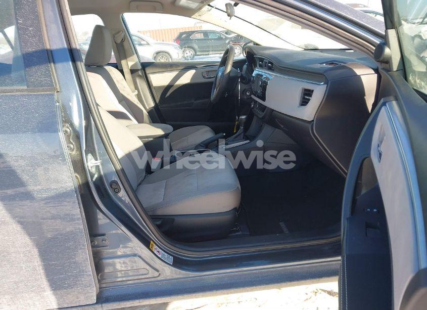 Photo 5 of 2015 Toyota Corolla LE (VIN 2T1BURHE8FC411453)