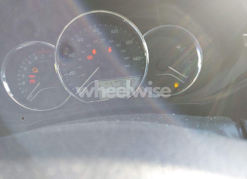 Photo 7 of 2015 Toyota Corolla LE (VIN 2T1BURHE8FC411453)