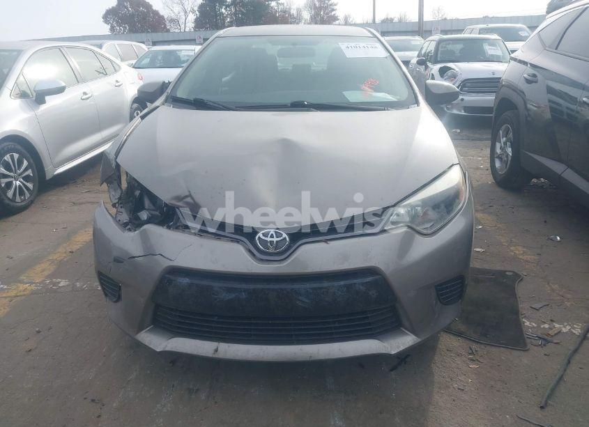 Photo 12 of 2015 Toyota Corolla LE (VIN 2T1BURHE8FC418998)