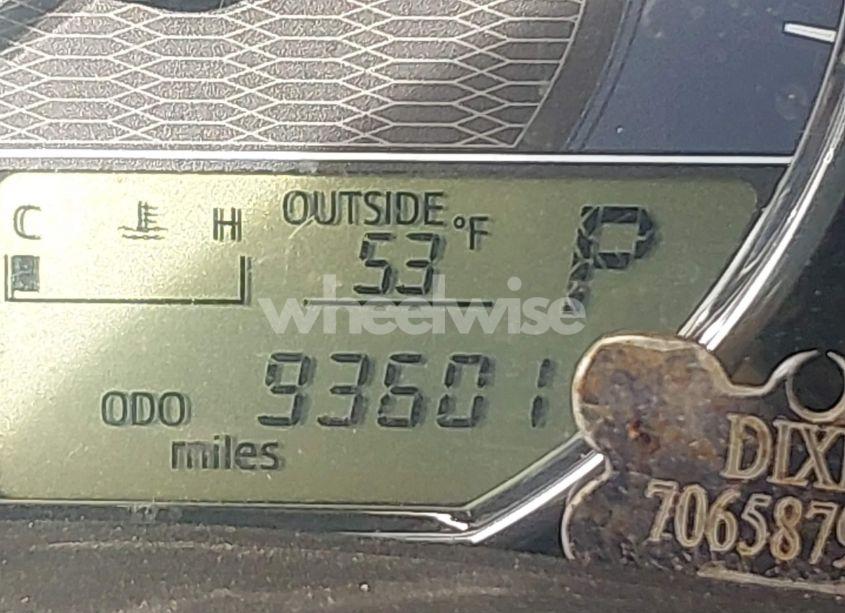 Photo 15 of 2015 Toyota Corolla LE (VIN 2T1BURHE8FC418998)