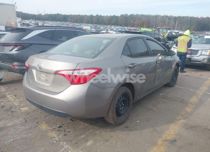 Photo 4 of 2015 Toyota Corolla LE (VIN 2T1BURHE8FC418998)